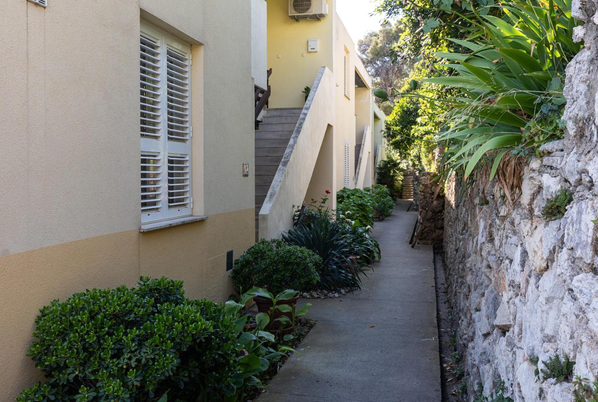 Bliss Apartment Near Bellevue Beach Dubrovnik Bagian luar foto